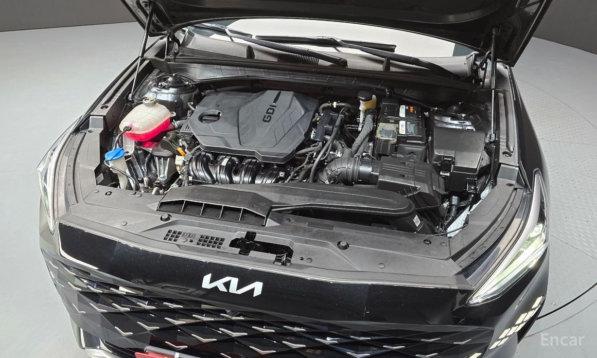  Kia K8