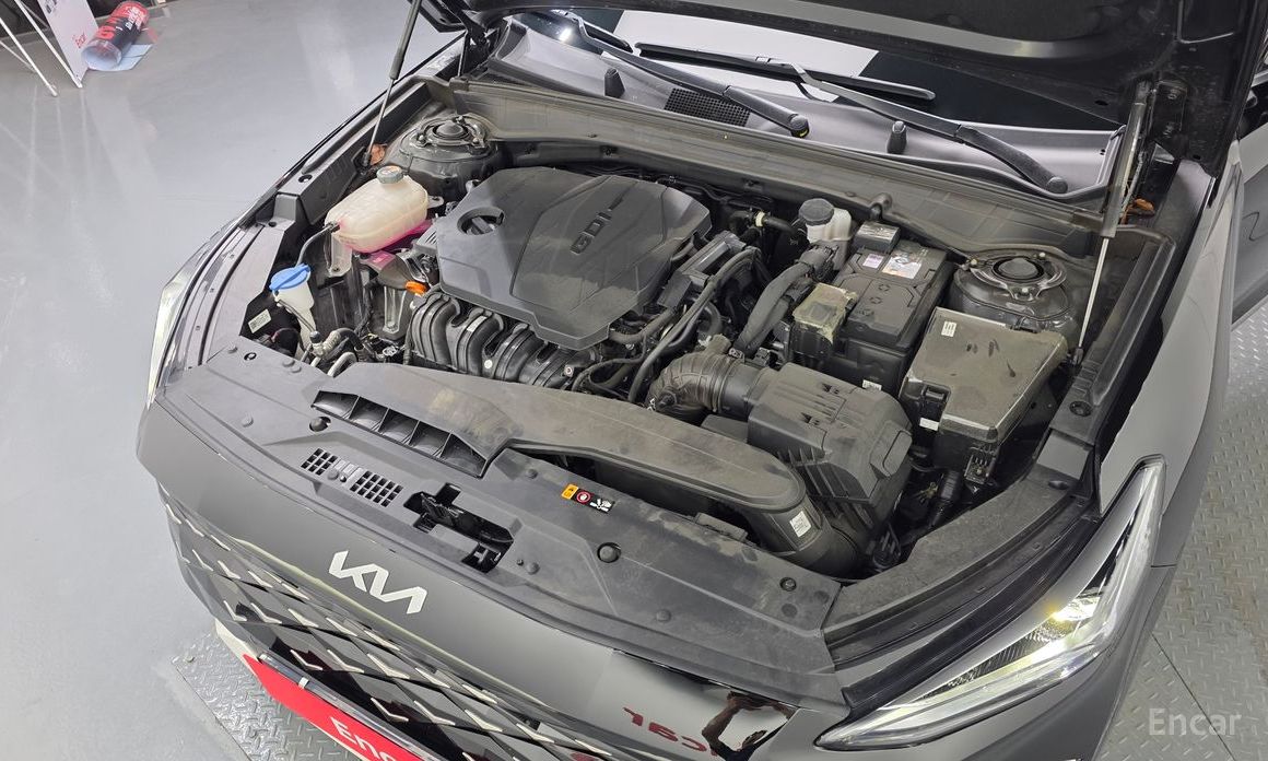  Kia K8