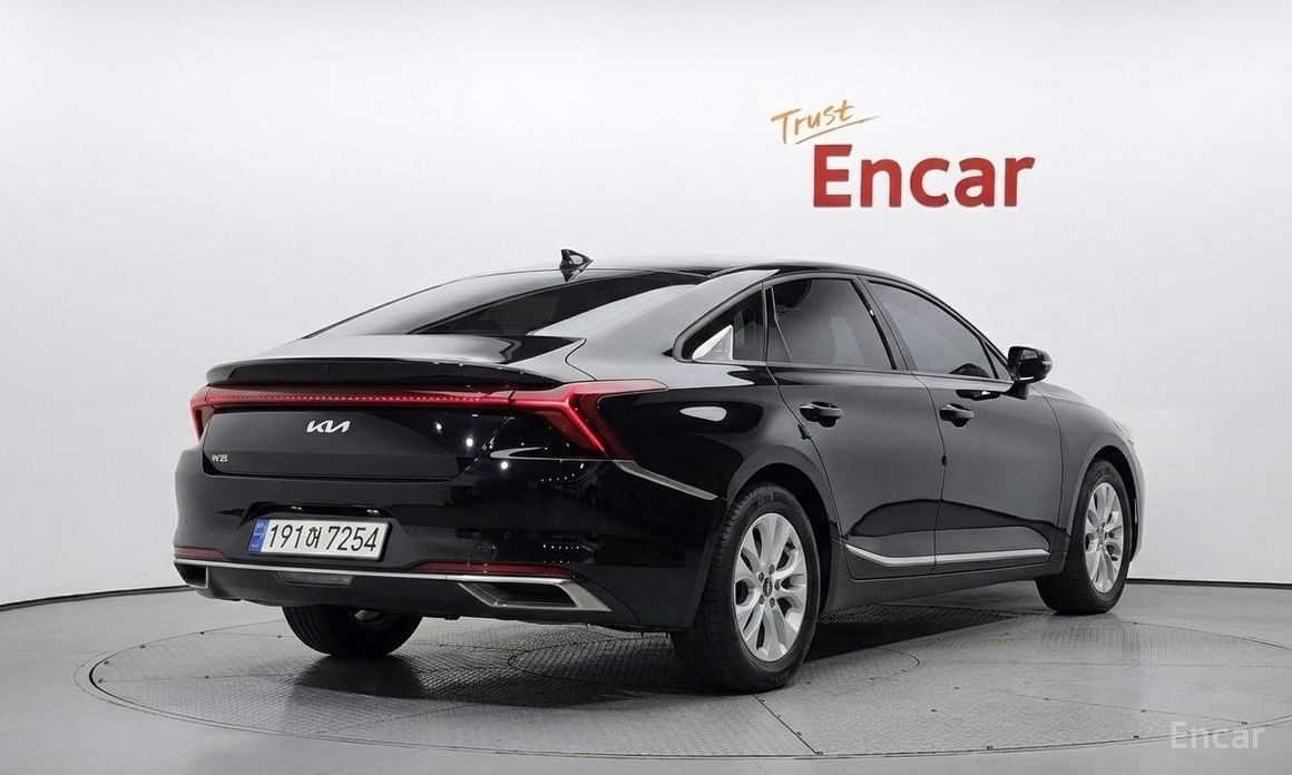  Kia K8