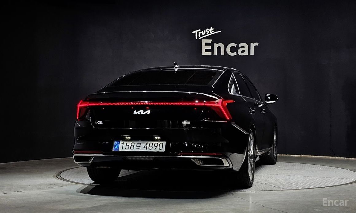  Kia K8