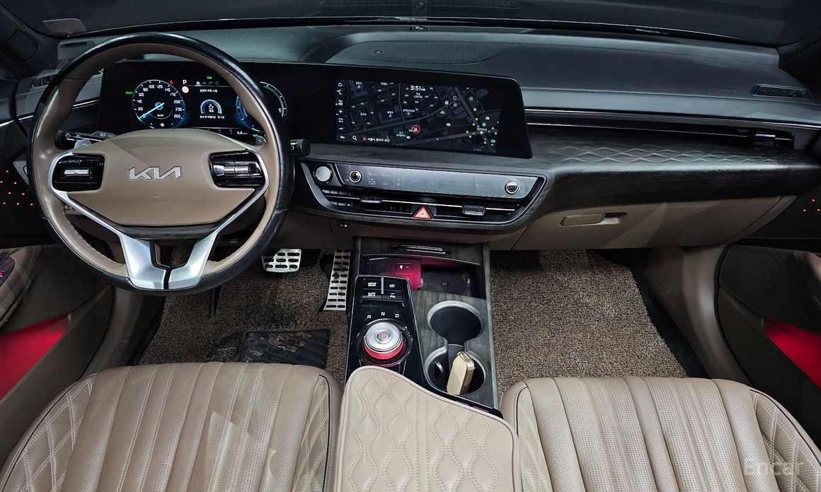  Kia K8