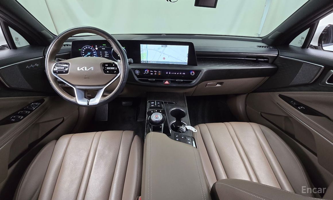  Kia K8