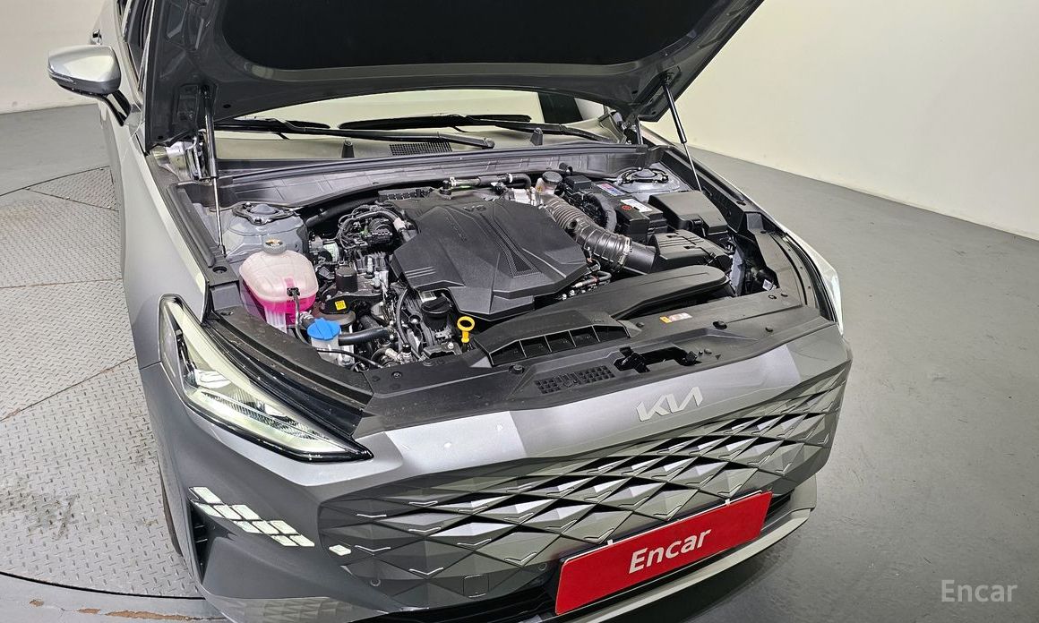  Kia K8