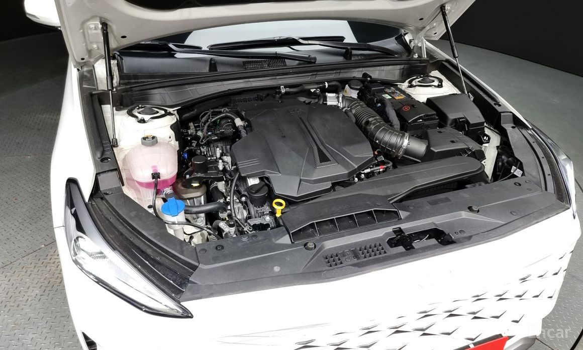  Kia K8