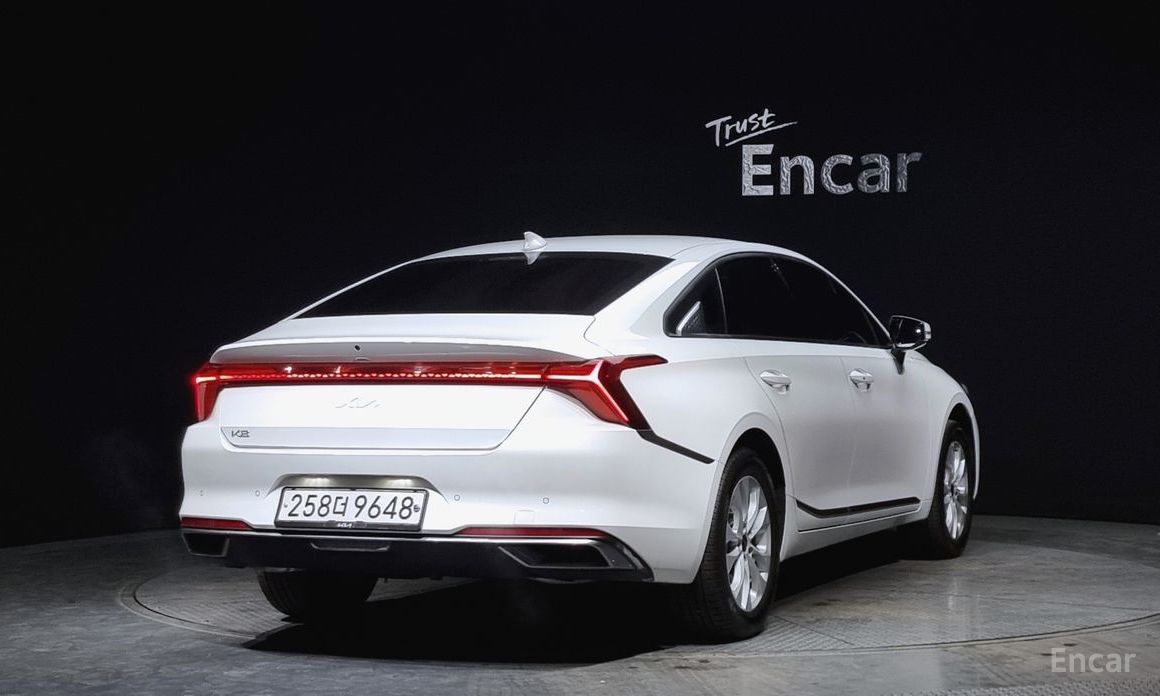  Kia K8