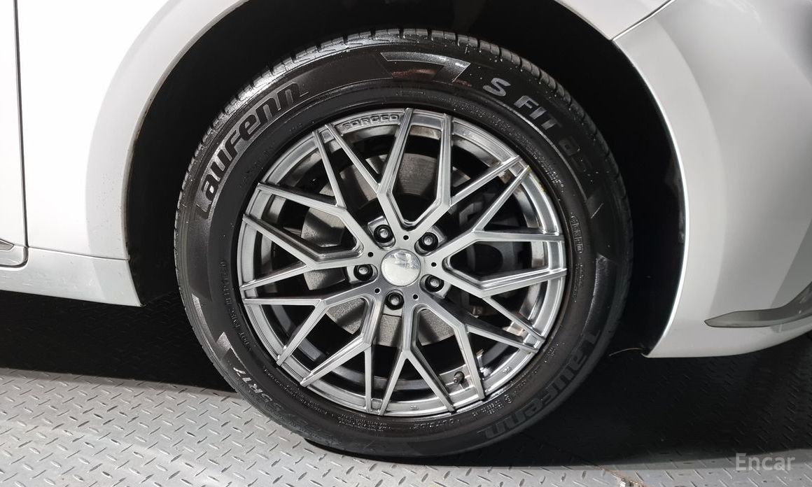  Kia K8
