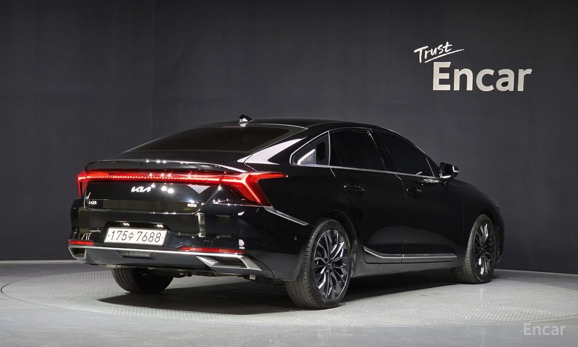  Kia K8