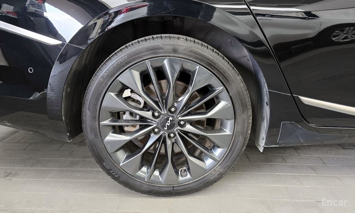  Kia K8