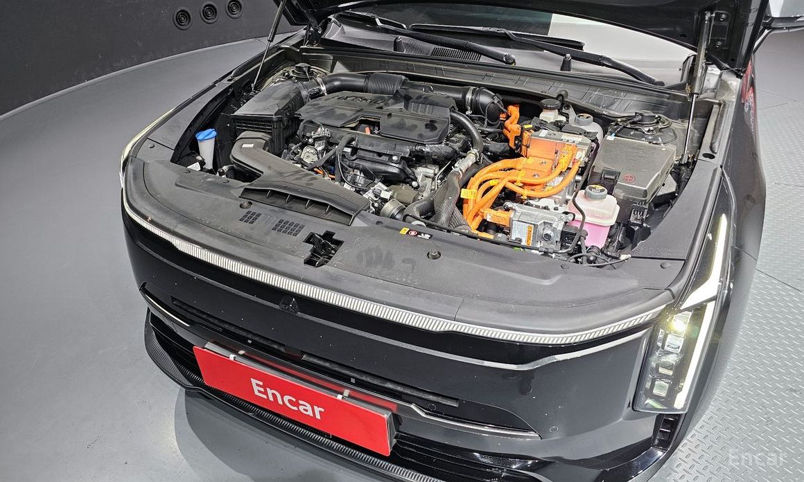  Kia K8