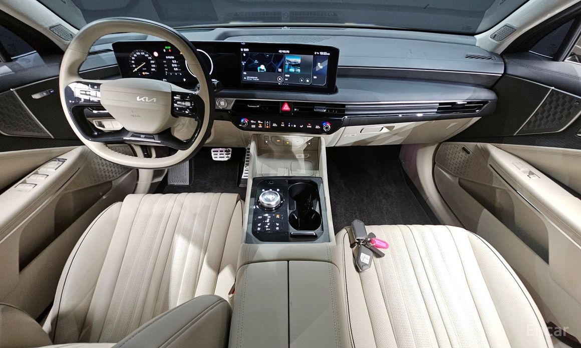  Kia K8