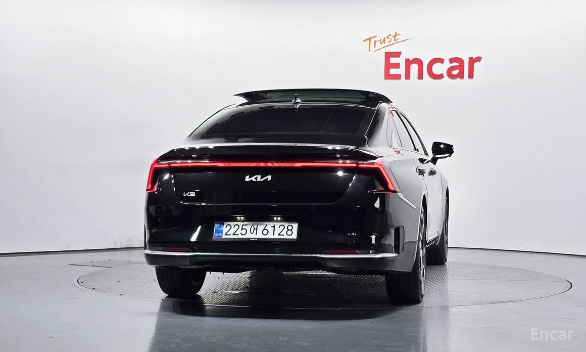  Kia K8