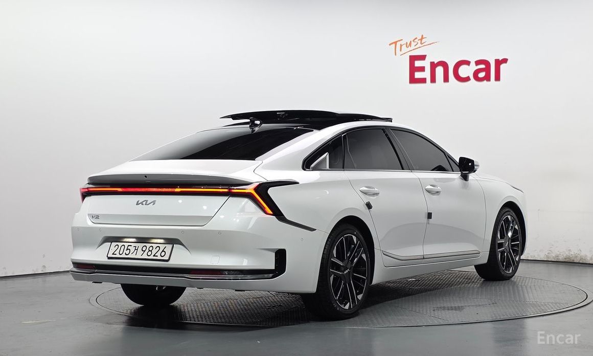  Kia K8