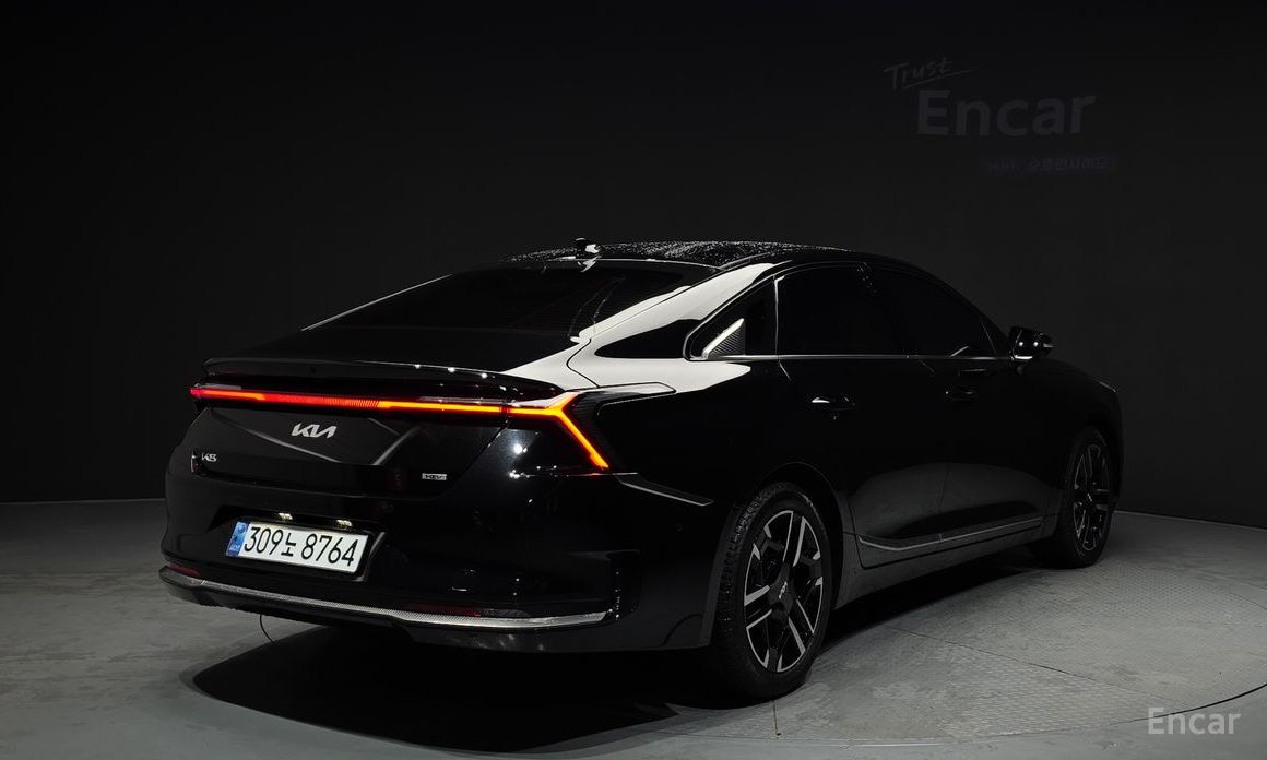  Kia K8