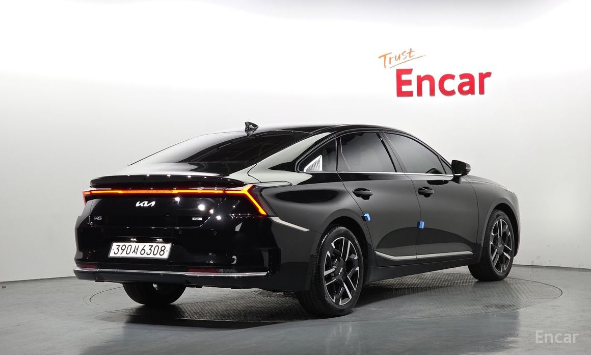  Kia K8