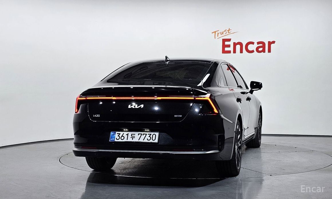  Kia K8
