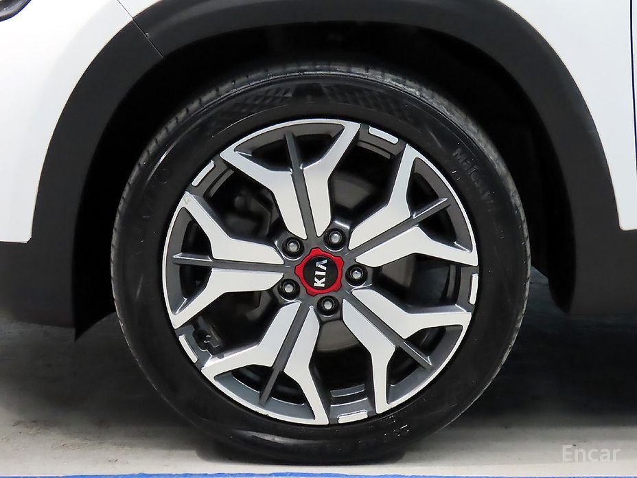  Kia Seltos