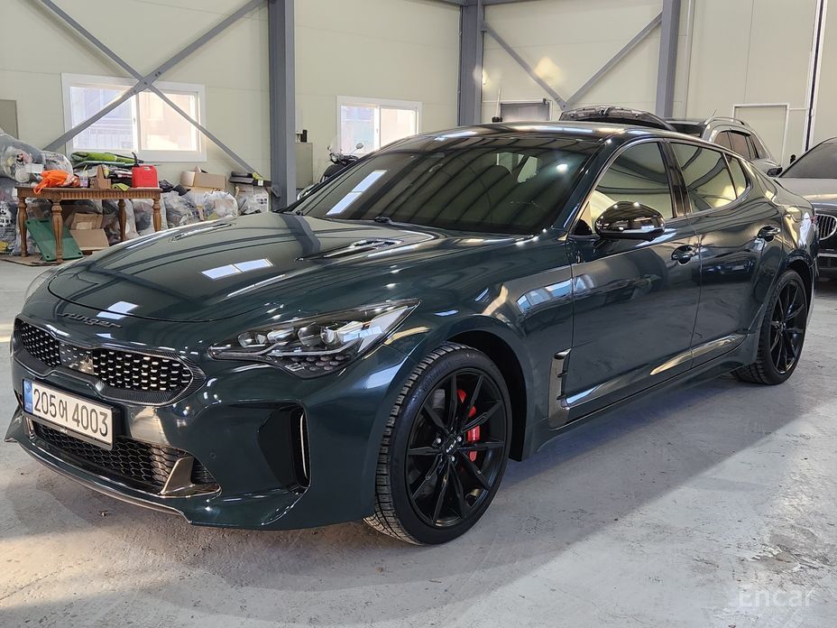  Kia Stinger
