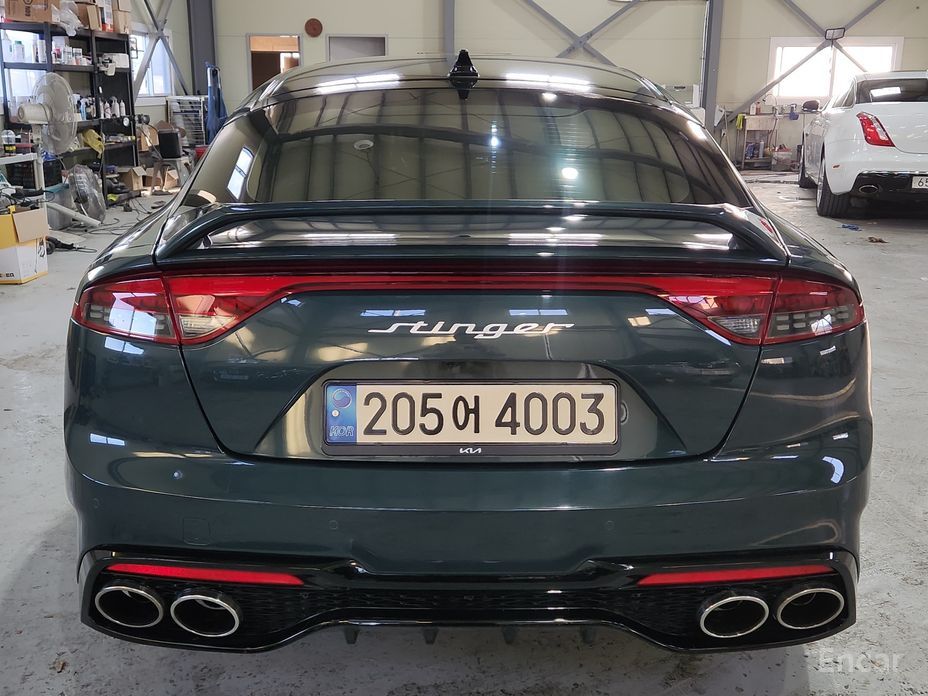  Kia Stinger