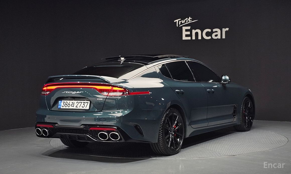  Kia Stinger