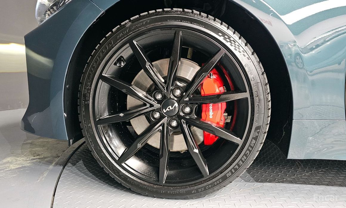  Kia Stinger