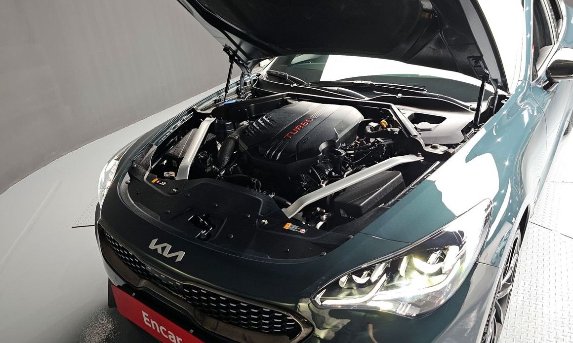  Kia Stinger
