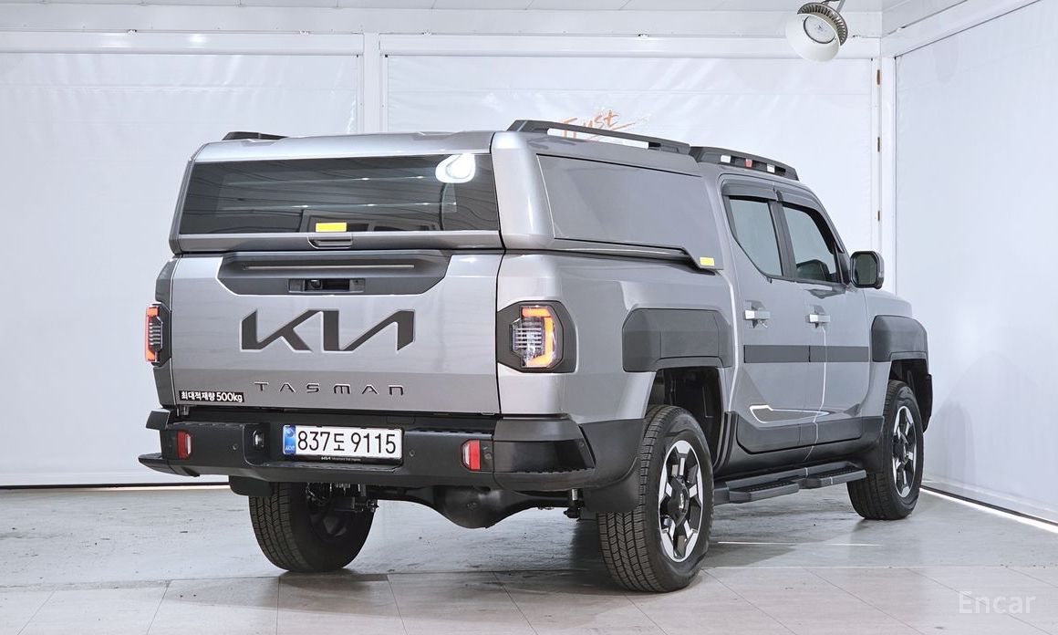  Kia Tasman