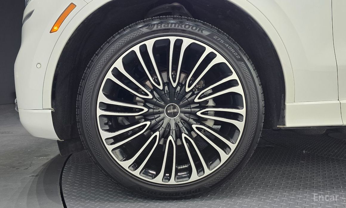  Lincoln Aviator
