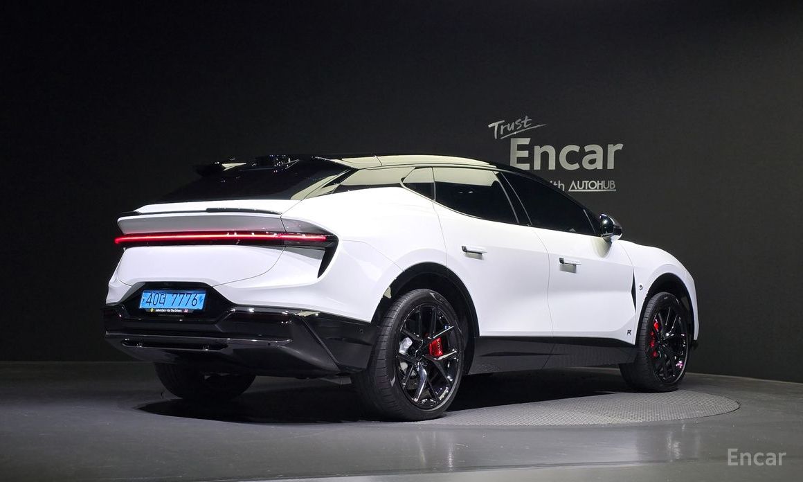  Lotus Eletre