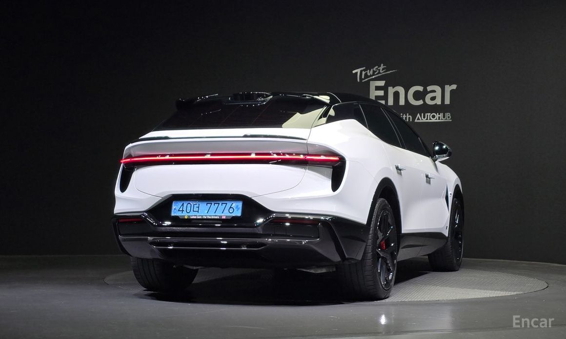  Lotus Eletre
