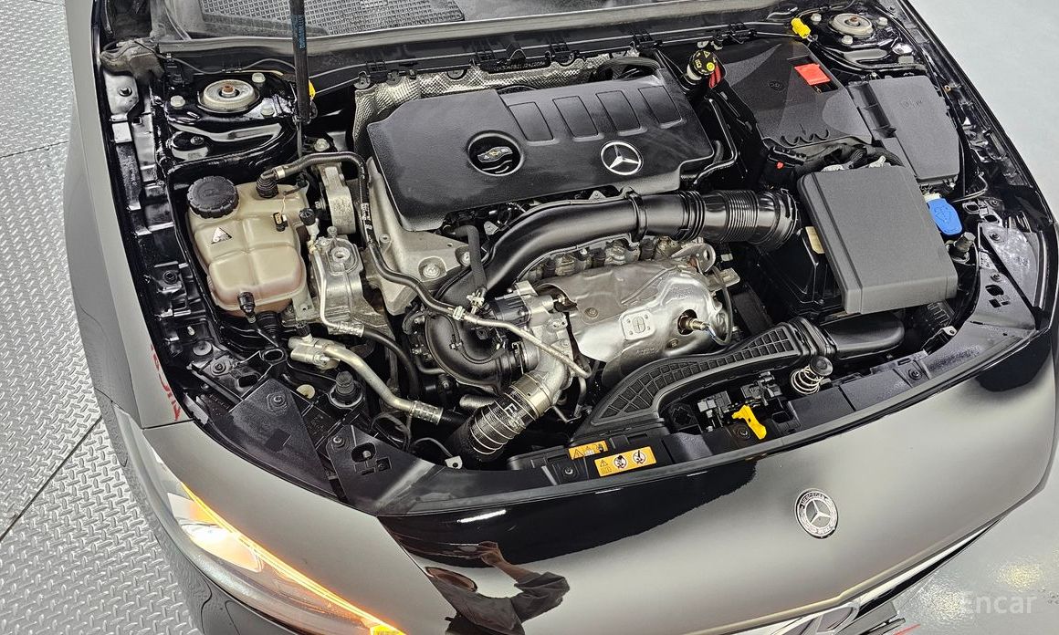  Mercedes-Benz A-Class
