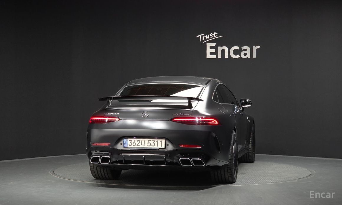  Mercedes-Benz AMG GT