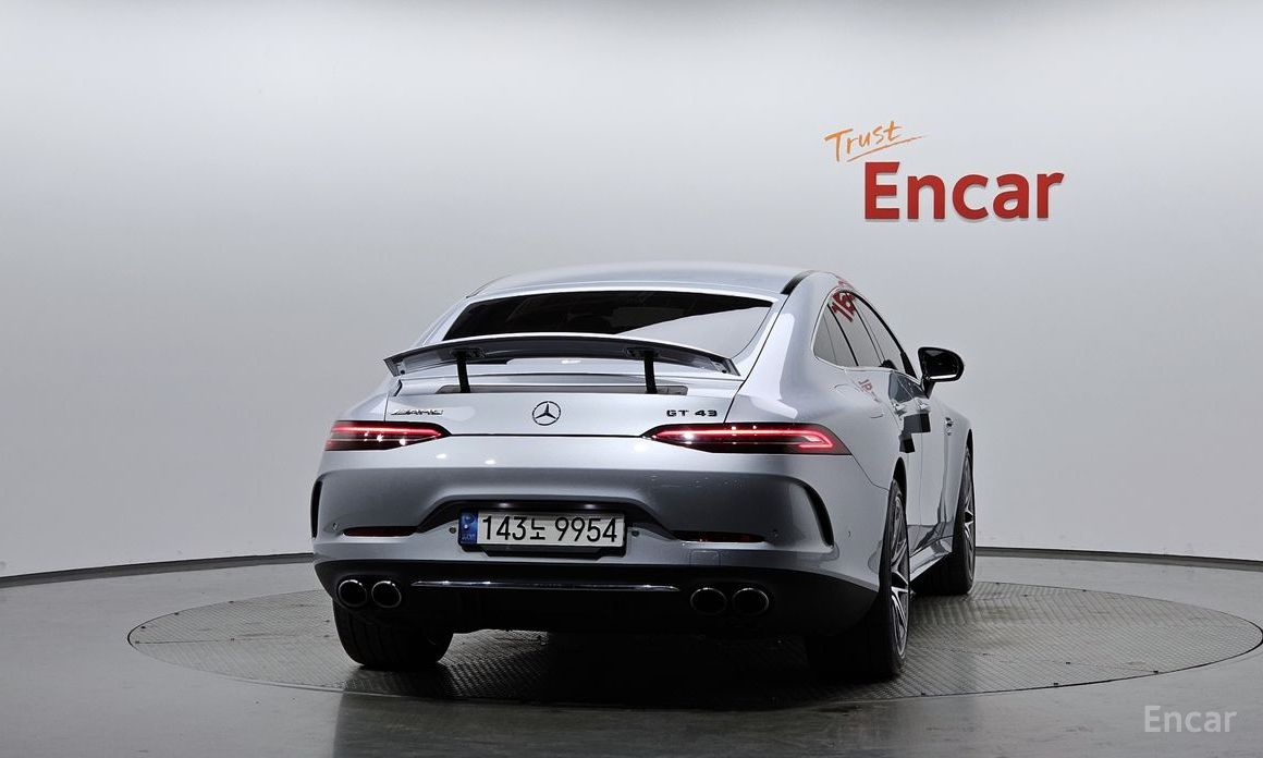  Mercedes-Benz AMG GT