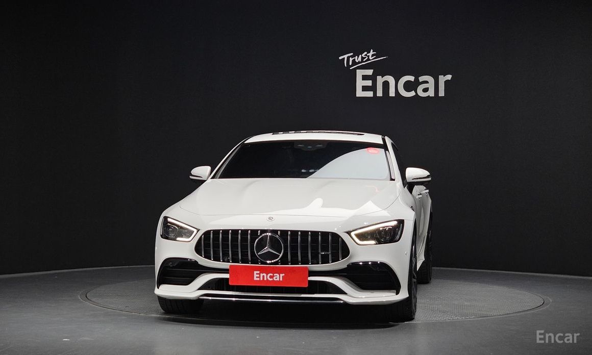  Mercedes-Benz AMG GT