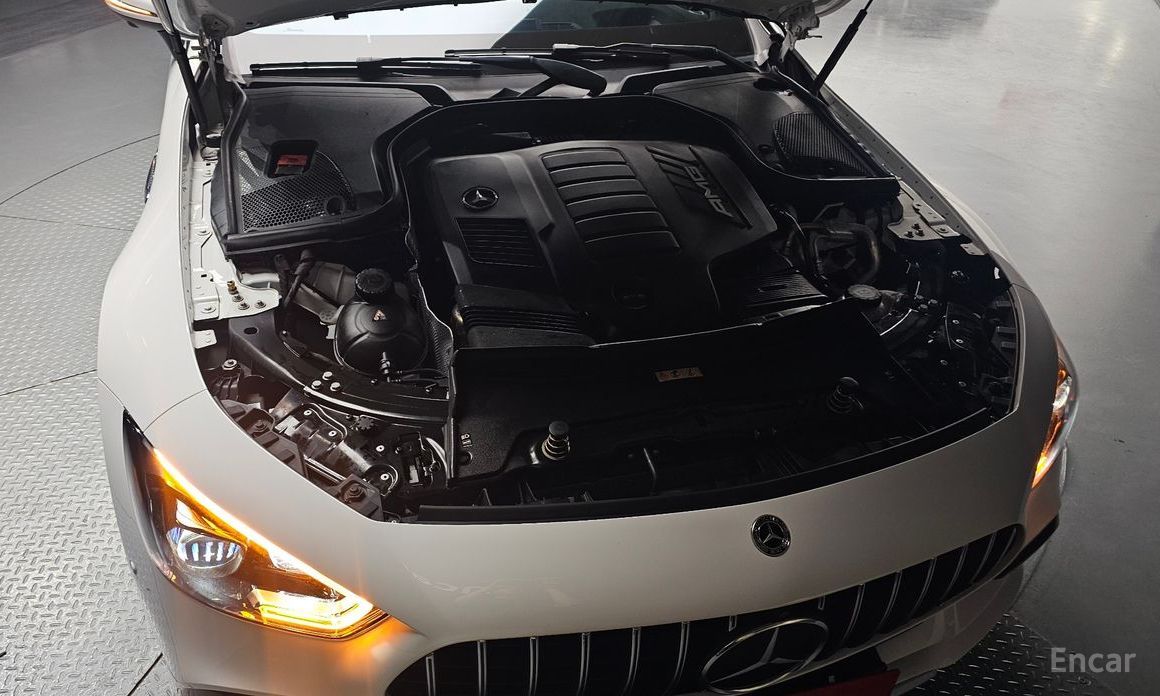  Mercedes-Benz AMG GT