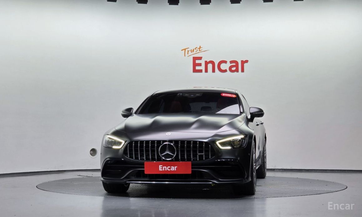  Mercedes-Benz AMG GT