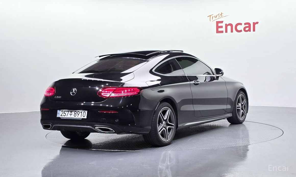  Mercedes-Benz C-Class