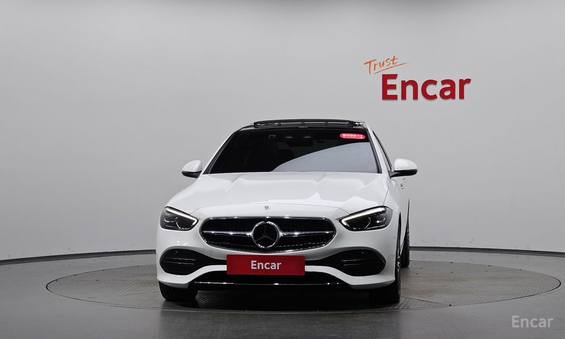  Mercedes-Benz C-Class