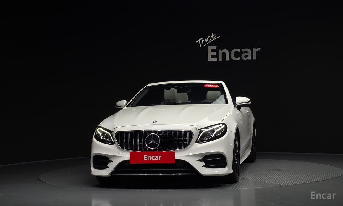  Mercedes-Benz E-Class