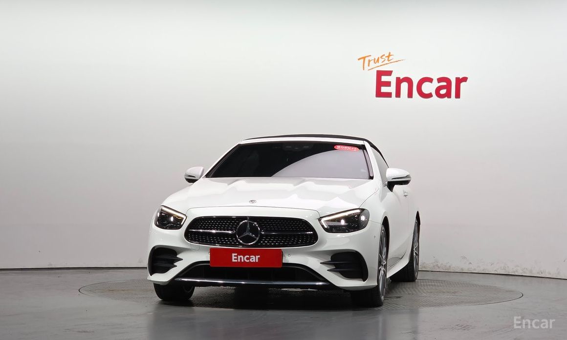  Mercedes-Benz E-Class