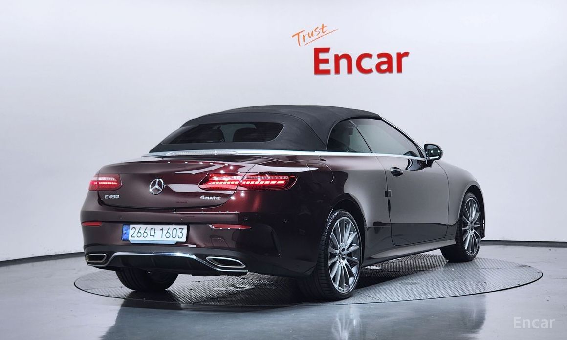  Mercedes-Benz E-Class