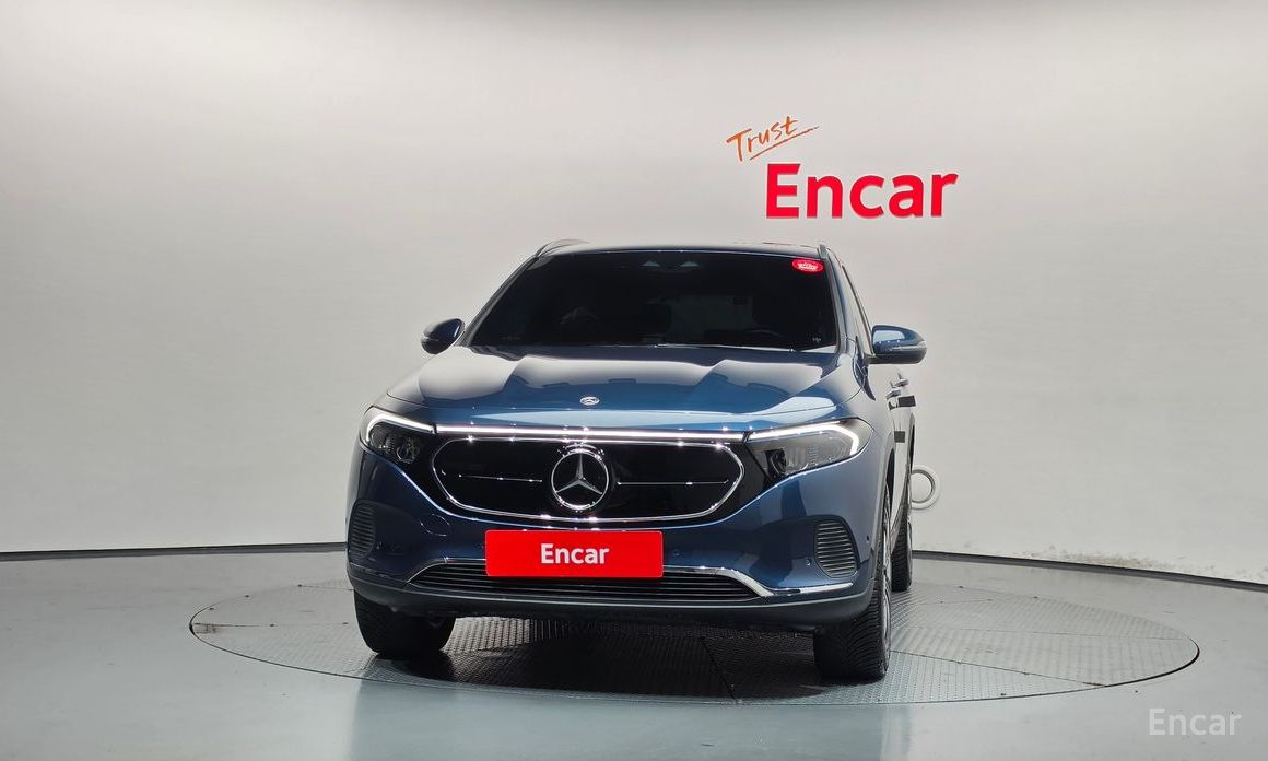  Mercedes-Benz EQA