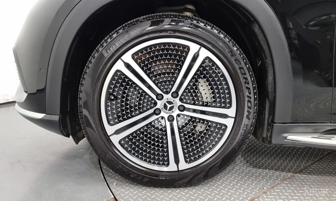  Mercedes-Benz EQS