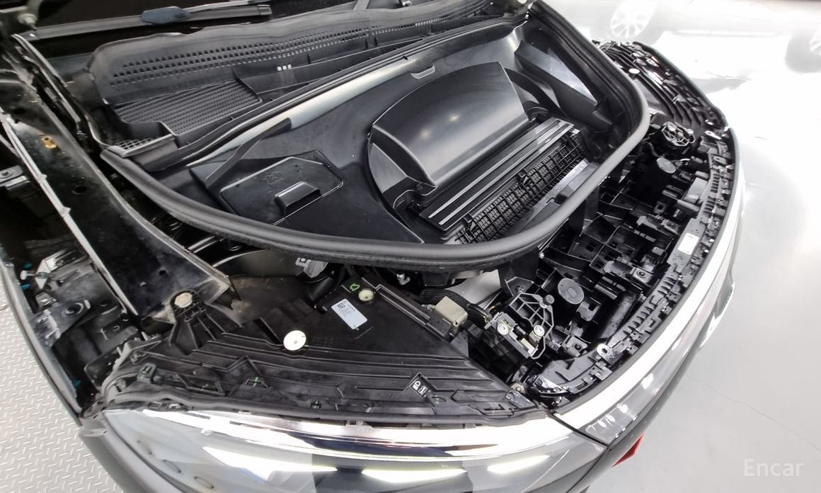  Mercedes-Benz EQS