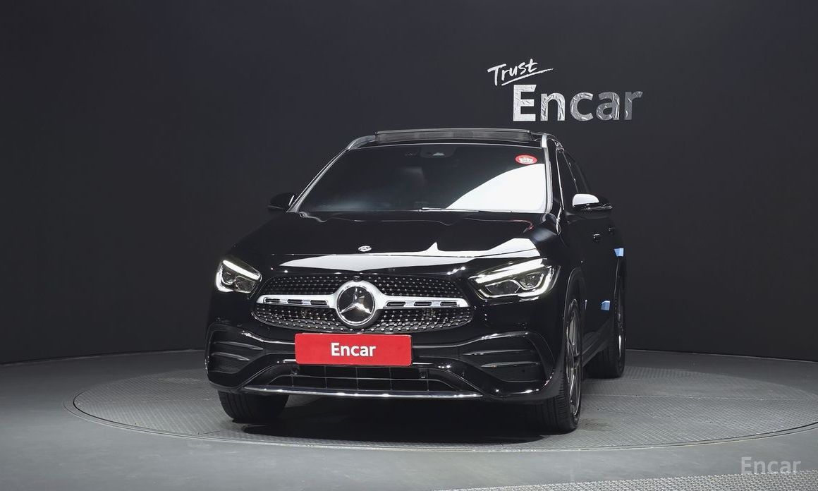  Mercedes-Benz GLA-Class