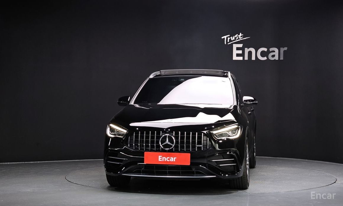 Mercedes-Benz GLA-Class