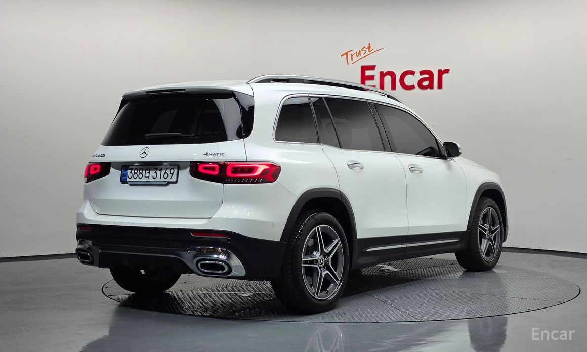  Mercedes-Benz GLB-Class