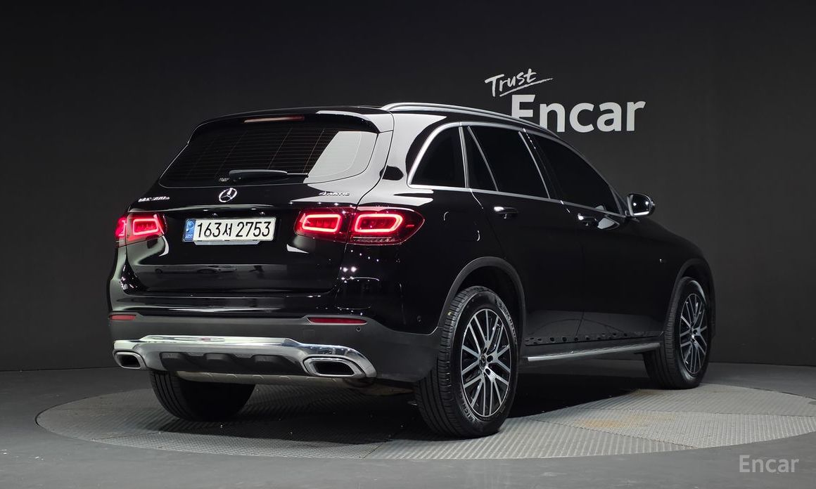  Mercedes-Benz GLC-Class