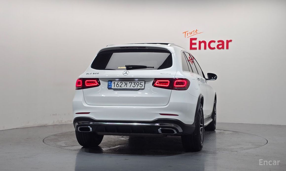  Mercedes-Benz GLC-Class