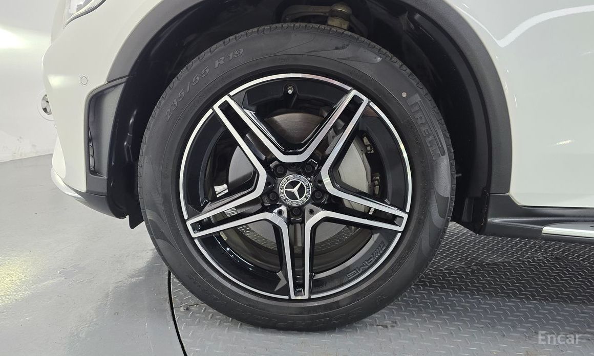  Mercedes-Benz GLC-Class