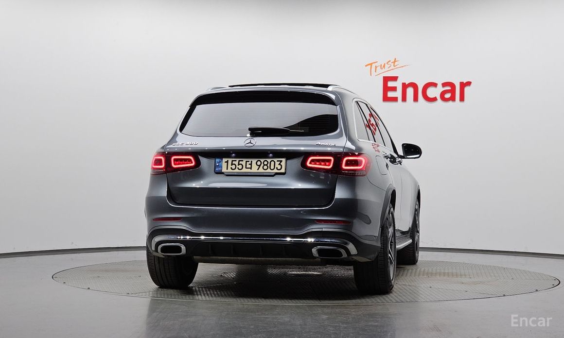  Mercedes-Benz GLC-Class
